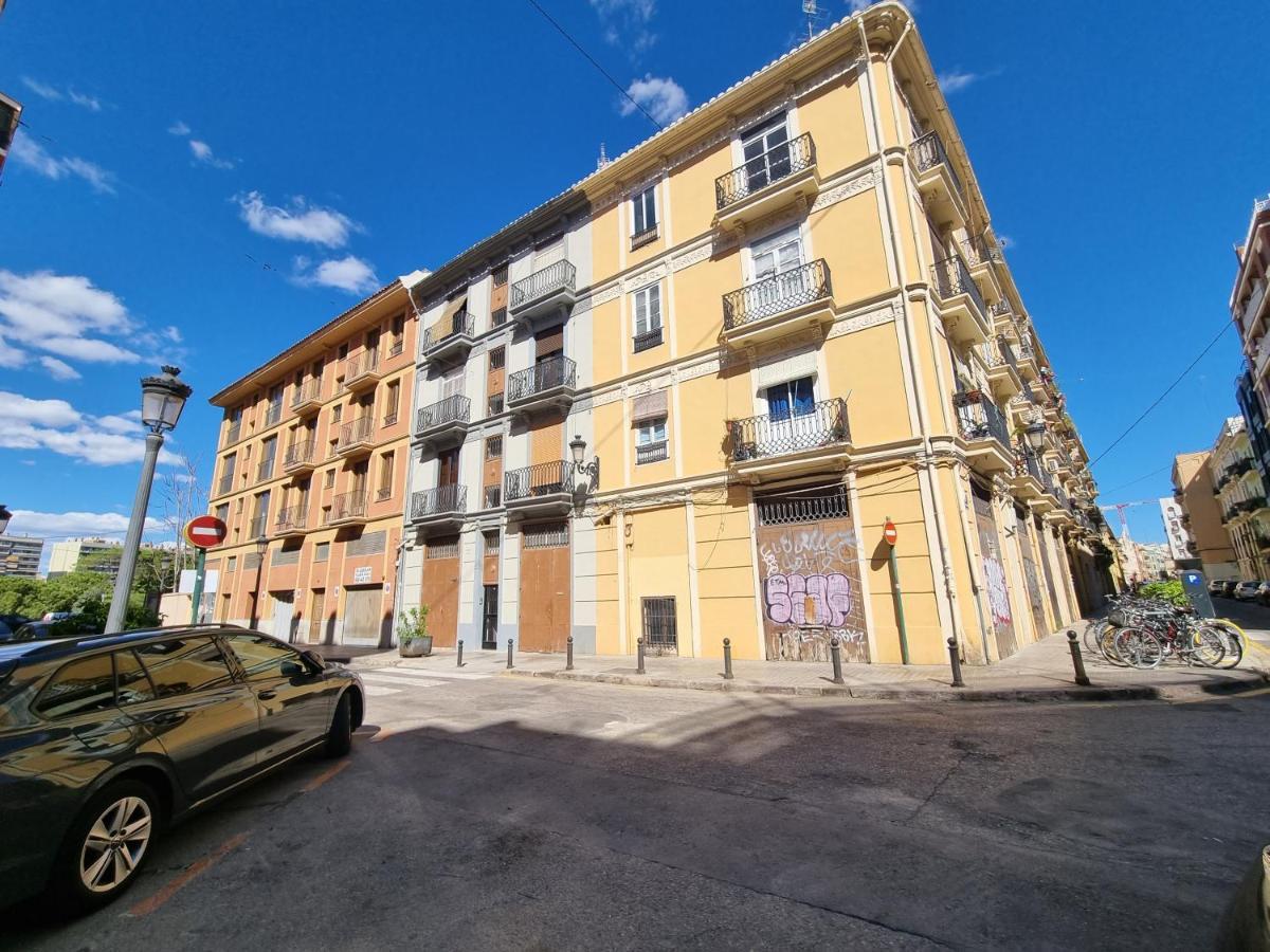 Centrica Y Encantadora Vivienda. Βαλένθια Εξωτερικό φωτογραφία
